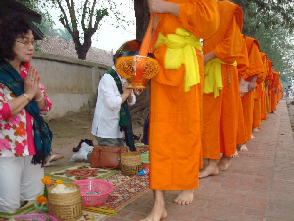 hanhhuong-laos-214